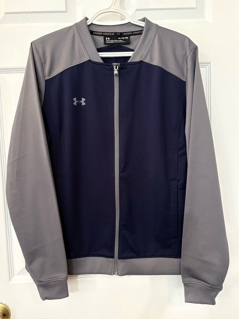Under Armour Navy and Gray Lightweight Full-Zip Jacket Youth Size XL